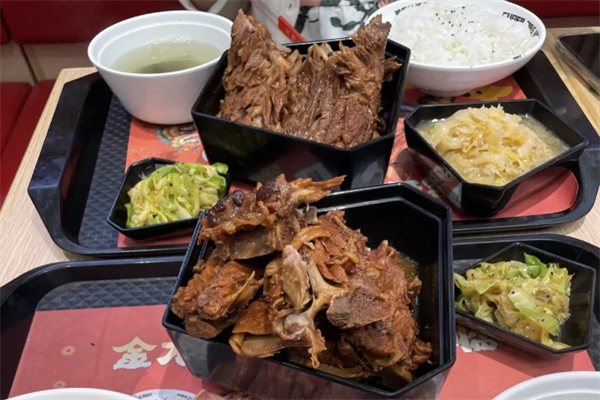 犟骨头排骨饭