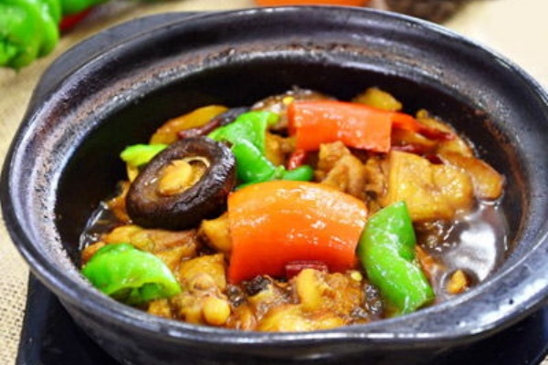 膳当家黄焖鸡一年利润,膳当家黄焖鸡米饭加盟费多少,膳当家黄焖鸡官网,膳当家加盟热线,膳当家总部在哪,膳当家黄焖鸡加盟费明细表