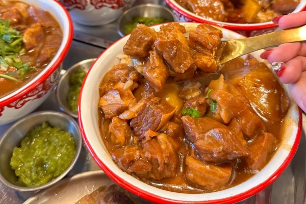 盖东来大块牛肉饭加盟费多少钱,盖东来大块牛肉饭加盟电话,盖东来大块牛肉饭加盟官方网站,盖东来大块牛肉饭加盟费,盖东来大块牛肉饭加盟条件和费用