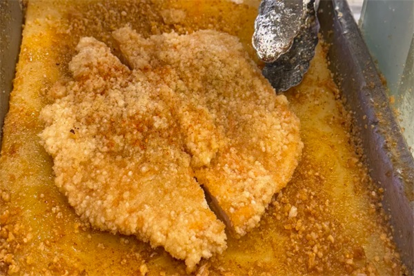 鸡排哥鸡排加盟费多少钱？鸡排哥鸡排加盟唯一热线电话