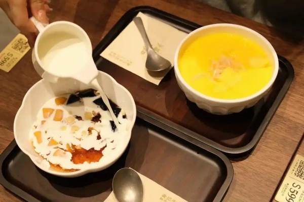 麦记牛奶公司加盟电话,麦记牛奶公司加盟费多少钱,麦记牛奶公司加盟费,麦记牛奶公司是哪里的品牌