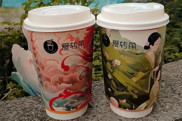 爱转角饮品加盟官网电话：2025爱转角饮品加盟费用及条件