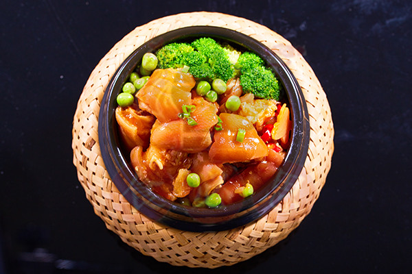 食必思黄焖鸡真的可以15天开店30天回本吗？