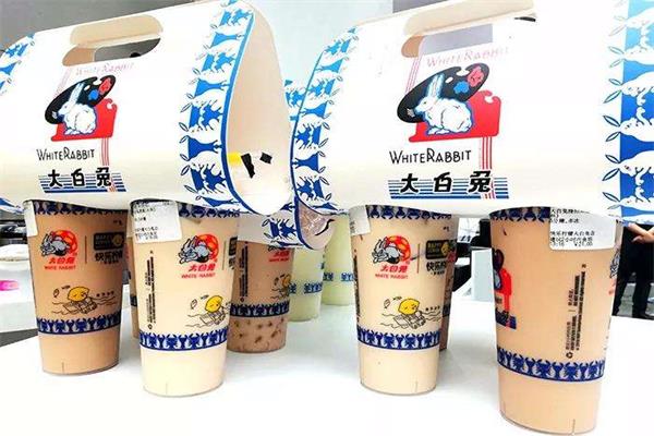 大白兔奶茶加盟费用高吗？总部公布年度利润