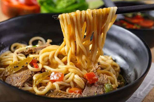 创业资金不足？牛大碗牛肉拉面加盟费不会让你担忧