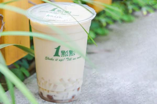 一点点加盟费及条件：县城开一点点奶茶加盟费多少钱啊