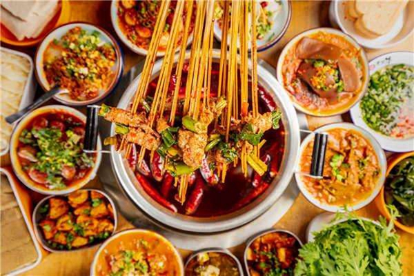 开一家大斌家串串火锅店最忌讳的四大雷区！