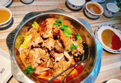 开一家妙食代自助酱大骨火锅加盟店需要投资多少钱
