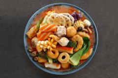 串台麻辣烫加盟，实力品牌开店扶持完善！