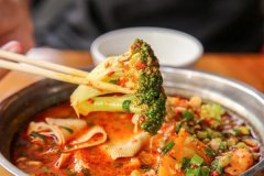 串台麻辣烫加盟费多少?2021开店费用对外公开!