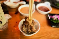 开一家锅武侠硬啃酱骨火锅加盟店费多少钱