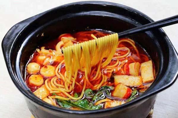 鹊桥缘过桥米线加盟优势？鹊桥缘过桥米线加盟条件？
