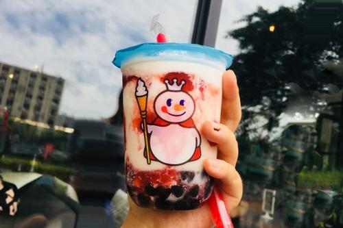 蜜雪冰城加盟费多少钱？人气品牌竟只需万元