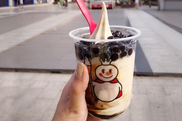 蜜雪冰城加盟电话是多少？加盟开店可以赚钱吗？