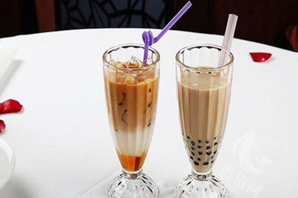 华言豆腐鲜奶茶加盟多少钱？地级城市的费用仅需18.39万元！