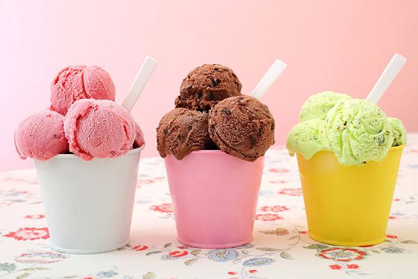 冰淇淋加盟店多少钱?2023冰淇淋加盟开店有前景吗?