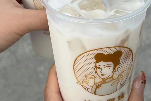 加入沪上阿姨奶茶加盟，开启财富之门！