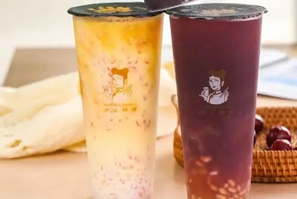 沪上阿姨奶茶加盟：茶香四溢，品味生活的和谐