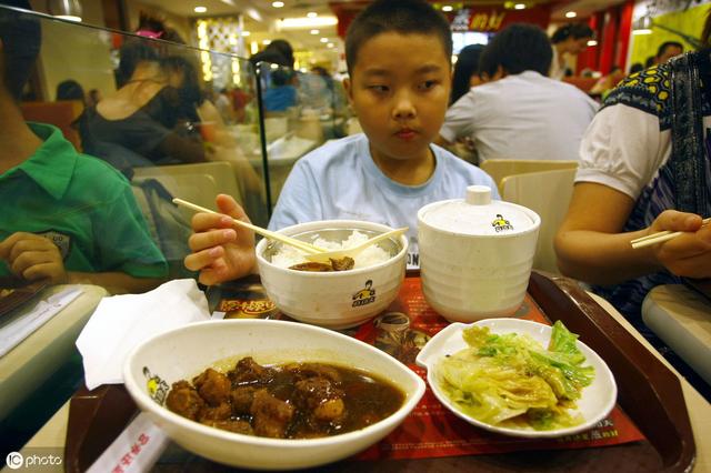 餐饮创业：中式快餐未来的发展趋势，或将成为餐饮主力军