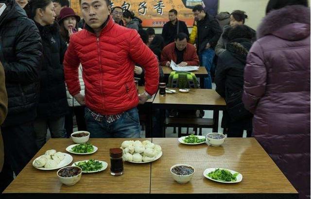 北京市知名的中式快餐，拥有70年的历史时间，年销量做到了14亿