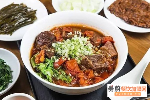 新农明彪牛肉面加盟