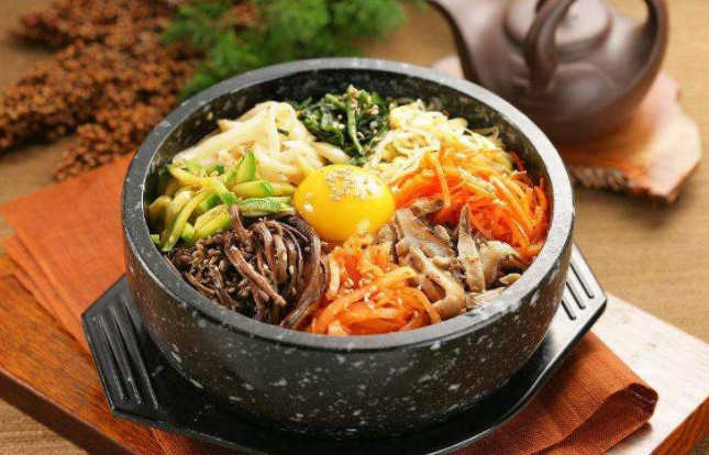 韩食屋石锅拌饭加盟