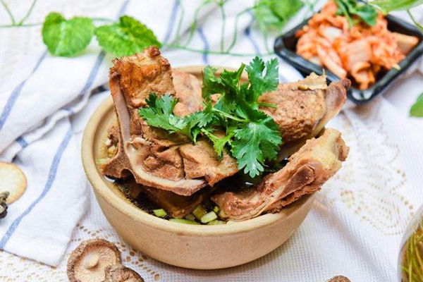百碗香排骨米饭加盟费多少?3-8万元加盟费用不等的