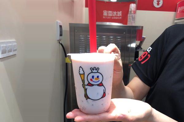 蜜雪冰城为什么能开万家门店？