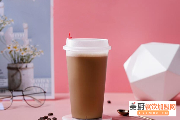 小茶里奶茶加盟费多少?小茶里奶茶成本怎么样？